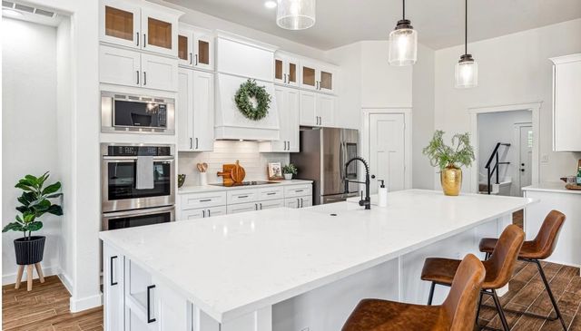 2902 Davis Road, Granbury, TX 76049