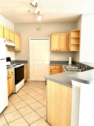 1150 LAKE SHADOW CIRCLE 3102, Maitland, FL 32751