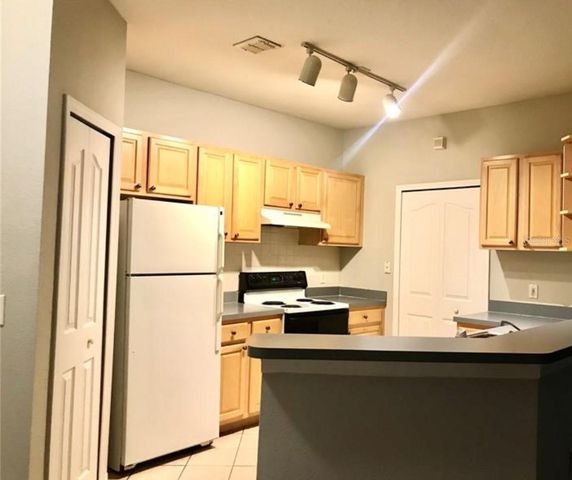 1150 LAKE SHADOW CIRCLE 3102, Maitland, FL 32751