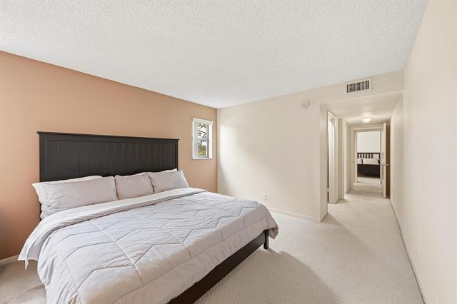1975 SE 3rd Street 203, Deerfield Beach, FL 33441