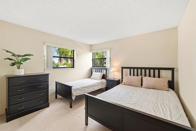 1975 SE 3rd Street 203, Deerfield Beach, FL 33441