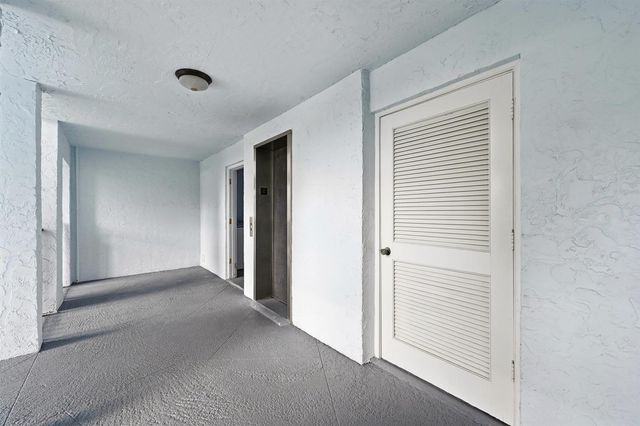 1975 SE 3rd Street 203, Deerfield Beach, FL 33441