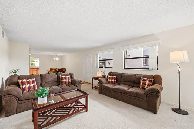 1975 SE 3rd Street 203, Deerfield Beach, FL 33441