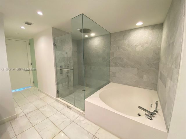 10203 Collins Ave 905, Bal Harbour, FL 33154