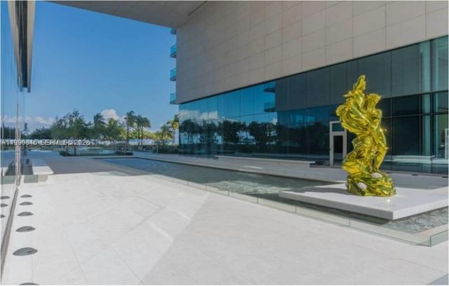 10203 Collins Ave 905, Bal Harbour, FL 33154