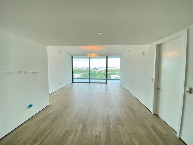 10203 Collins Ave 905, Bal Harbour, FL 33154