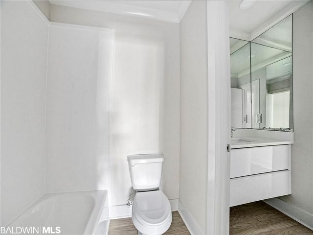 3655 Old Shell Road 408, Mobile, AL 36608