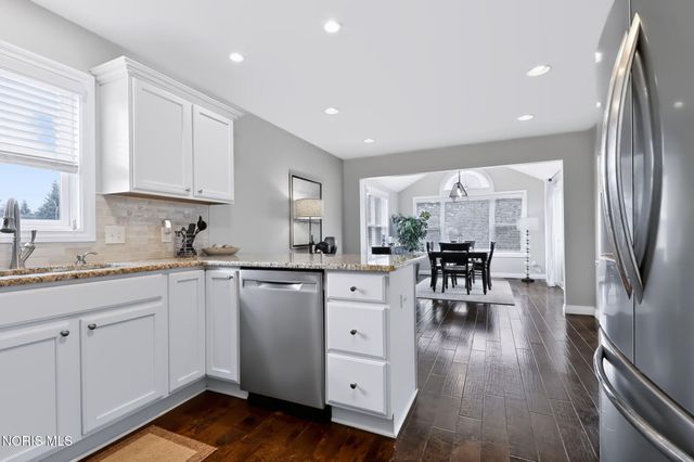 5903 Pine Tree Place, Sylvania, OH 43560