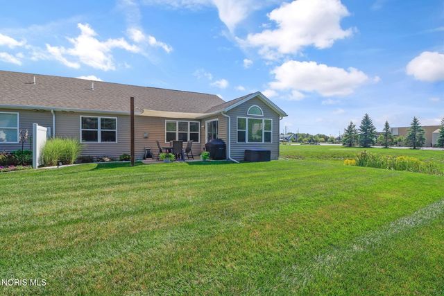 5903 Pine Tree Place, Sylvania, OH 43560