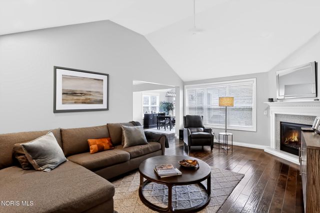5903 Pine Tree Place, Sylvania, OH 43560