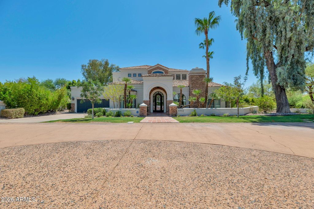 6352 E VISTA Drive, Paradise Valley, AZ 85253 — exterior