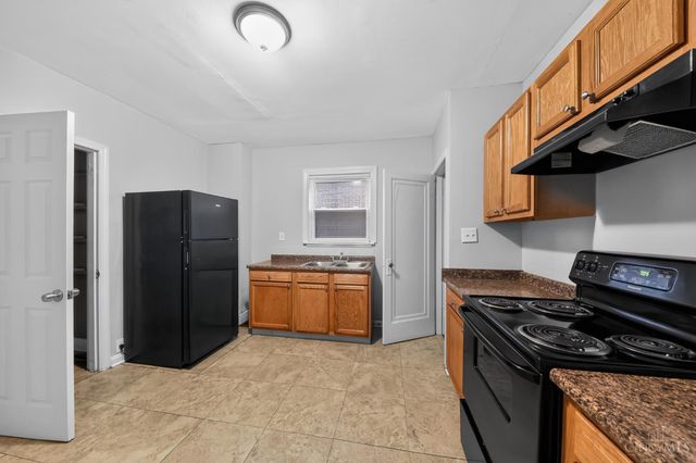 2784 Losantiville Avenue, Cincinnati, OH 45213