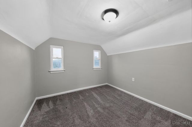 2784 Losantiville Avenue, Cincinnati, OH 45213