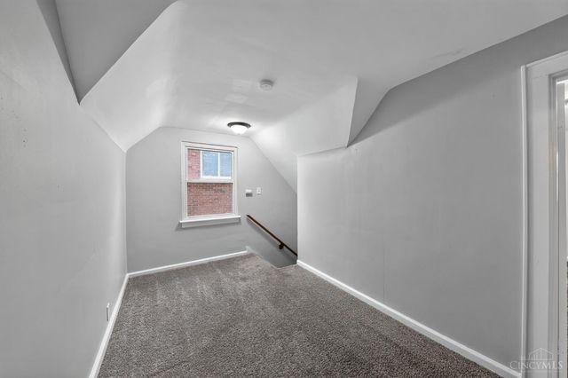 2784 Losantiville Avenue, Cincinnati, OH 45213