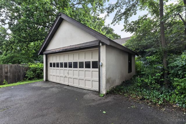 2784 Losantiville Avenue, Cincinnati, OH 45213