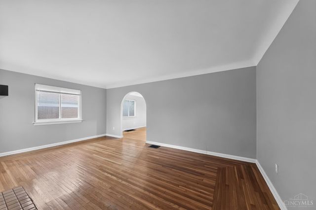 2784 Losantiville Avenue, Cincinnati, OH 45213