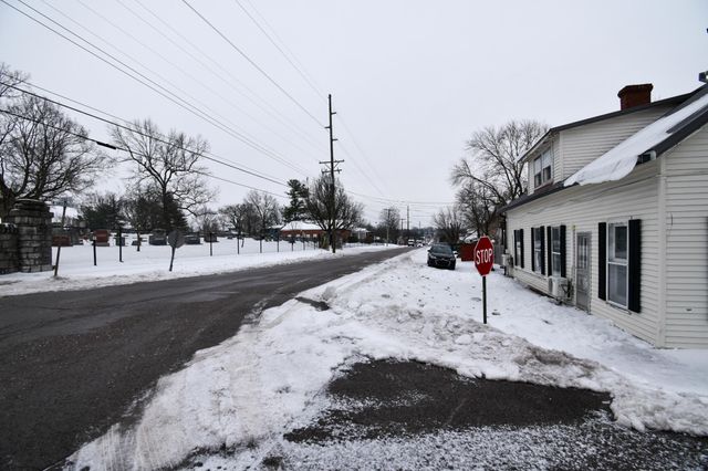 436 N Greenville Street, Harrodsburg, KY 40330