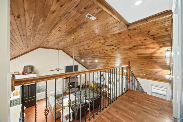 100 Baptist Camp Road, Guntersville, AL 35976