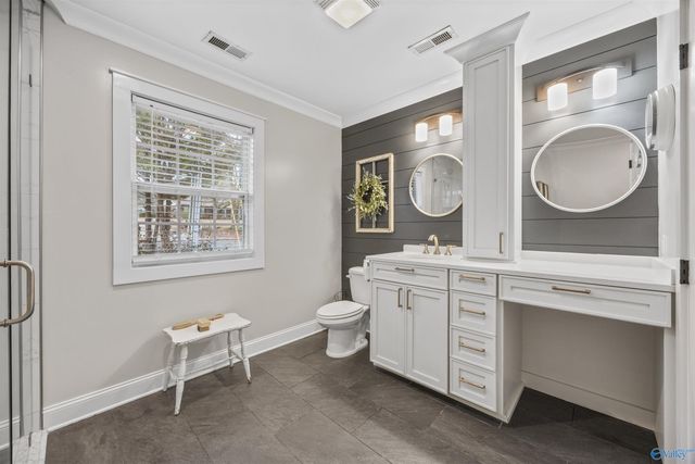 100 Baptist Camp Road, Guntersville, AL 35976