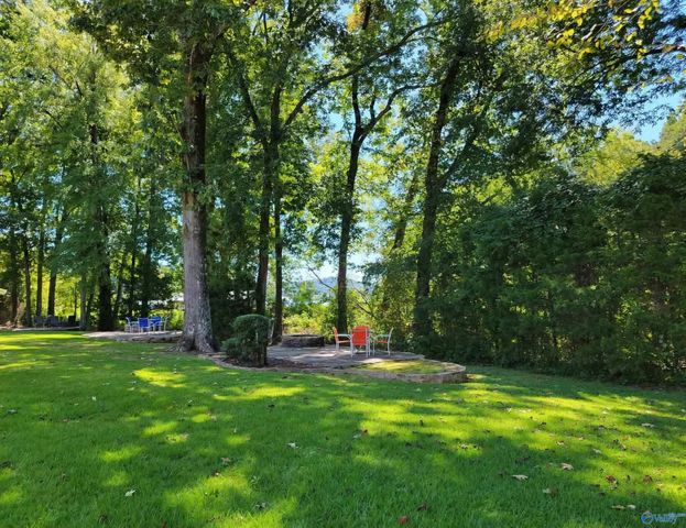 100 Baptist Camp Road, Guntersville, AL 35976