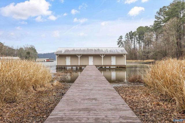 100 Baptist Camp Road, Guntersville, AL 35976