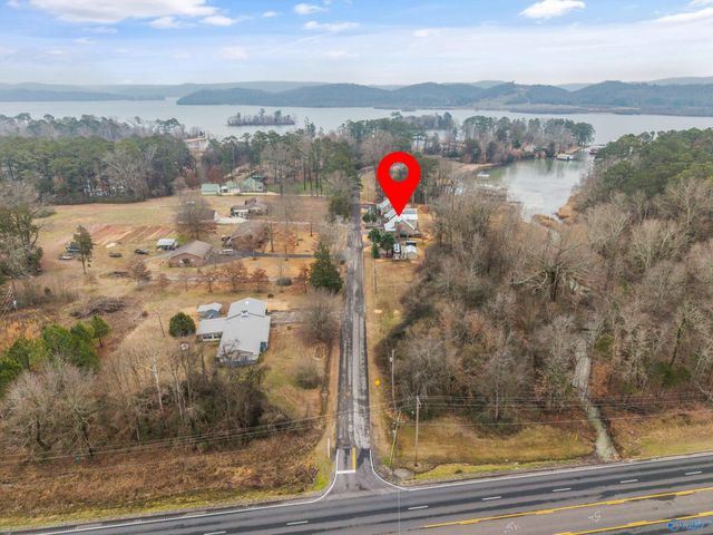 100 Baptist Camp Road, Guntersville, AL 35976