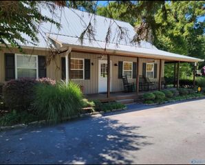 100 Baptist Camp Road, Guntersville, AL 35976