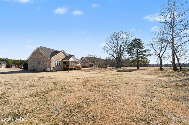 128 Becky Lane, Princeton, NC 27569