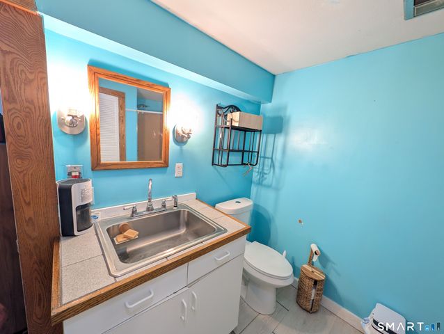 746 Avery Street, South Windsor, CT 06074