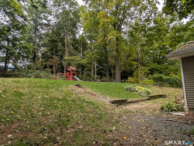 746 Avery Street, South Windsor, CT 06074