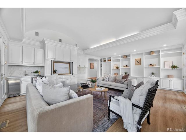 5301 E 6th Avenue Pkwy, Denver, CO 80220