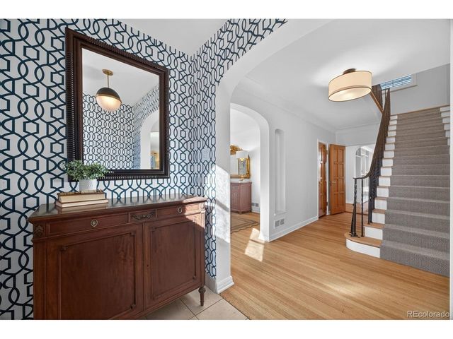 5301 E 6th Avenue Pkwy, Denver, CO 80220