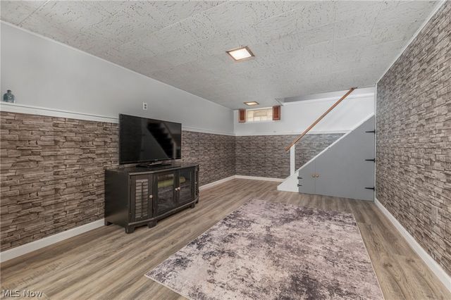 3122 Parklane Drive, Parma, OH 44134