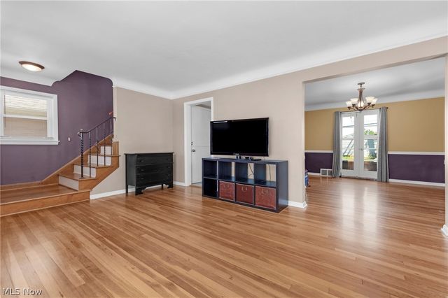 3122 Parklane Drive, Parma, OH 44134