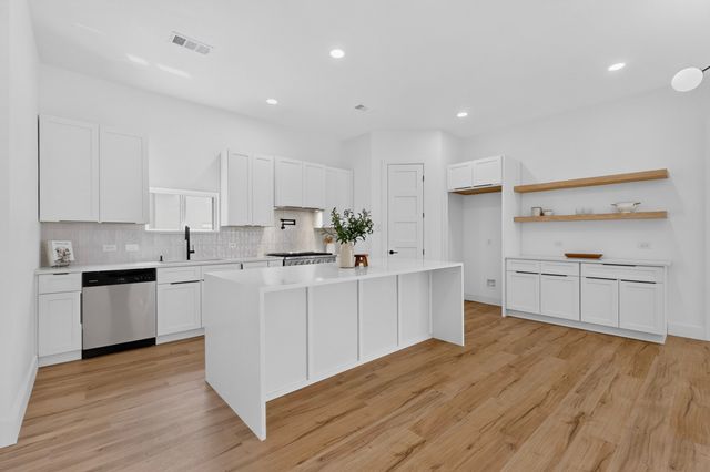 609 E Grove Street, Kaufman, TX 75142