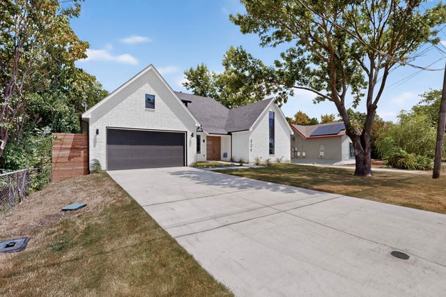 609 E Grove Street, Kaufman, TX 75142