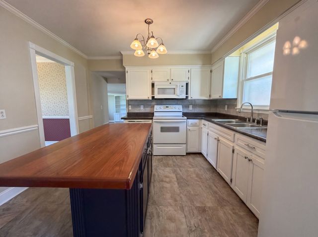 115 Paxton Dr, Hendersonville, TN 37075