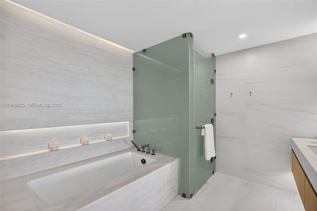 900 N Ocean Blvd 906, Pompano Beach, FL 33062