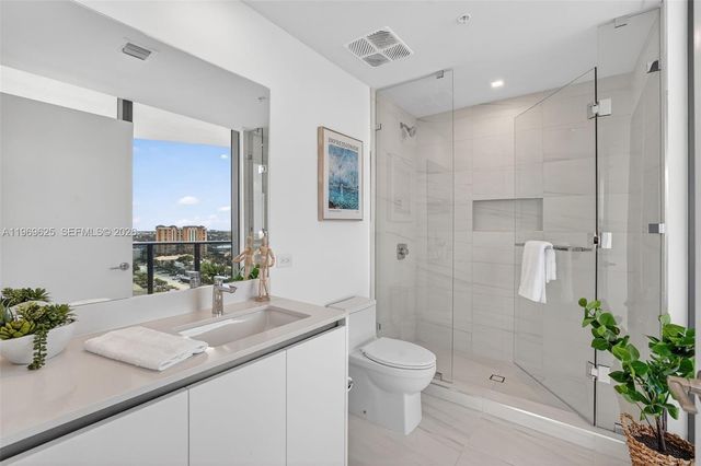 900 N Ocean Blvd 906, Pompano Beach, FL 33062