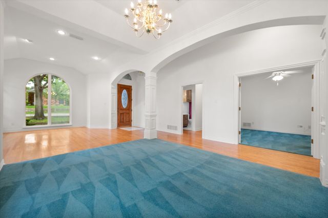 5200 Independence Avenue, Arlington, TX 76017