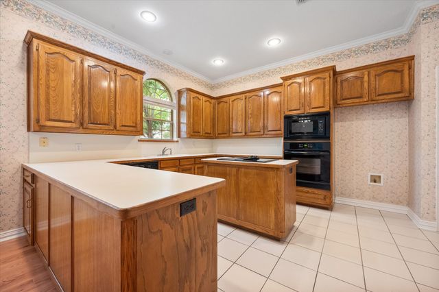 5200 Independence Avenue, Arlington, TX 76017