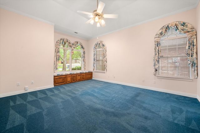 5200 Independence Avenue, Arlington, TX 76017