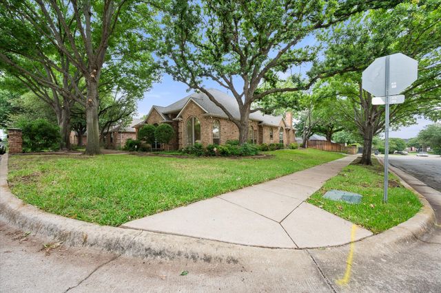 5200 Independence Avenue, Arlington, TX 76017