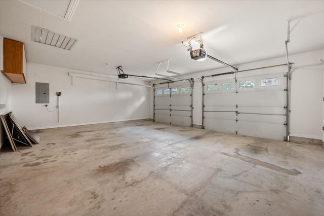 5200 Independence Avenue, Arlington, TX 76017