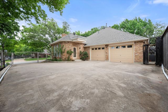 5200 Independence Avenue, Arlington, TX 76017