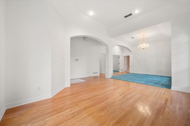 5200 Independence Avenue, Arlington, TX 76017