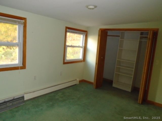 817 East Wakefield Boulevard, Winchester, CT 06098