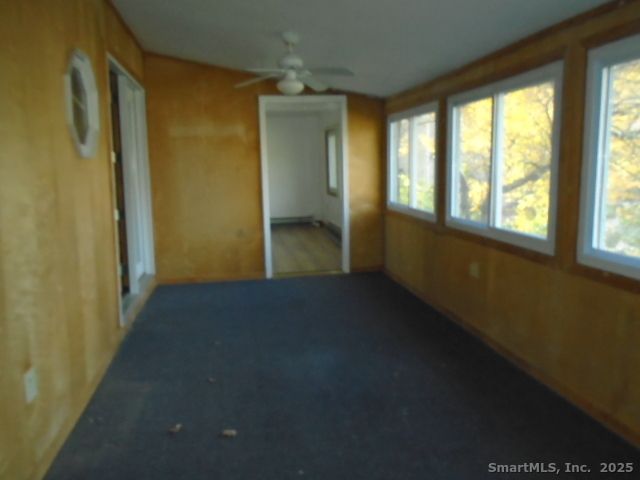 817 East Wakefield Boulevard, Winchester, CT 06098