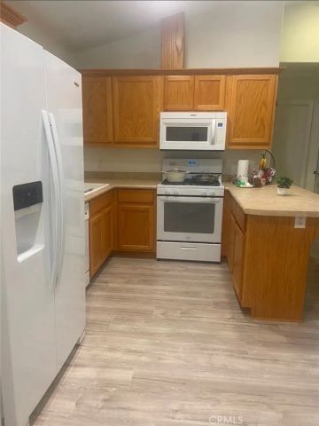 33185 Wesley Street, Winchester, CA 92596