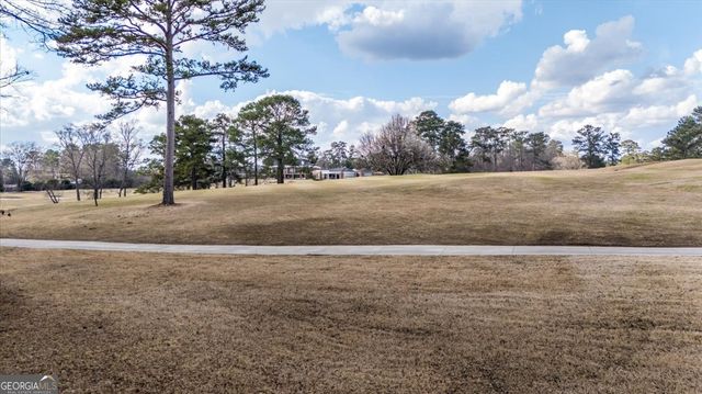 4697 Brae Burn Lane, Macon, GA 31210